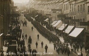 Photograph of the Black Watch leaving Bristol on Park Street in 1915 during the First World War