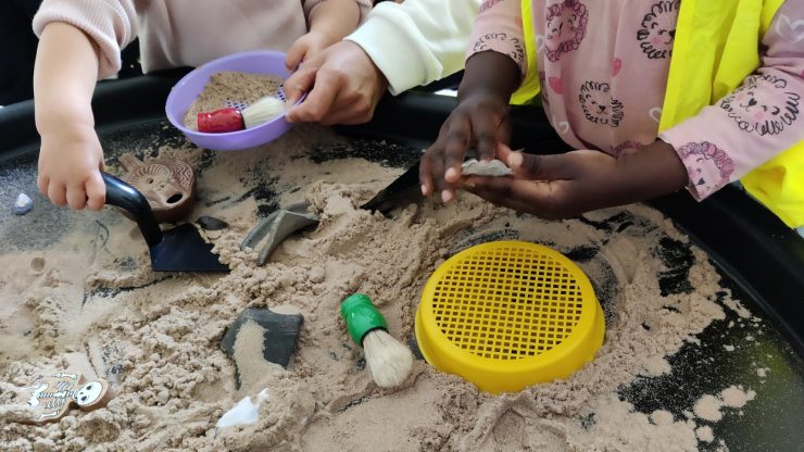 Dig it! Archaeology for under 5s